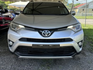 2017 Toyota RV4