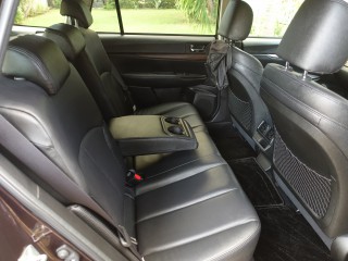 2014 Subaru Outback EX Edition for sale in Kingston / St. Andrew, Jamaica