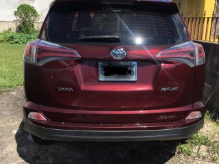 2017 Toyota RAV 4