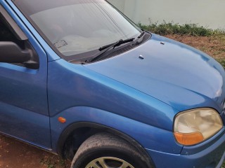 2003 Suzuki Ignis
$400,000