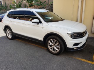 2019 Volkswagen Tiguan 14 TSi for sale in Kingston / St. Andrew, Jamaica