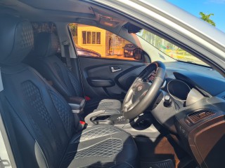 2011 Hyundai Tucson
$1,300,000