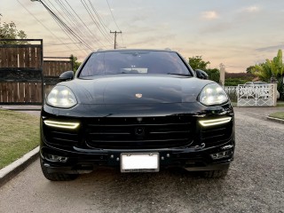 2018 Porsche Cayenne Turbo S