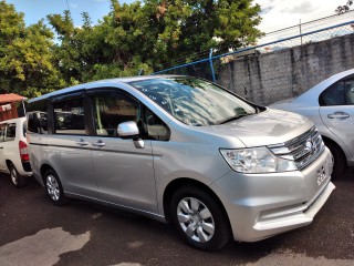2012 Honda Step Wagon for sale in Kingston / St. Andrew, Jamaica