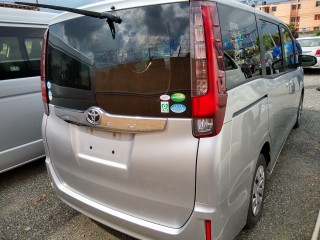 2014 Toyota Noah for sale in Kingston / St. Andrew, Jamaica