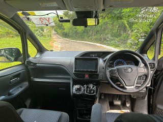 2016 Toyota Voxy for sale in Manchester, Jamaica