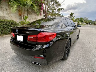 2019 BMW 530i 
$7,200,000