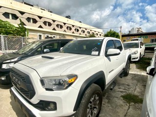 2020 Toyota Tacoma TRD SPORT