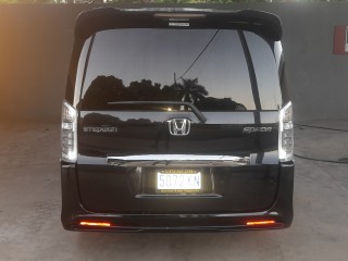 2013 Honda Stepwagon