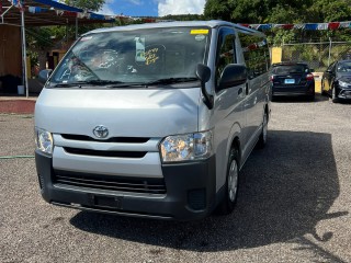 2016 Toyota Regius Ace