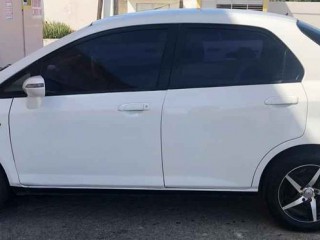 2007 Honda fit aria