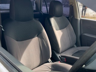 2012 Nissan AD Wagon
$580,000