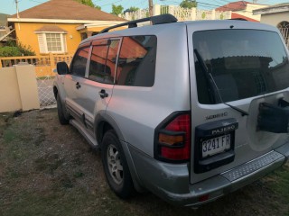 2002 Mitsubishi Pajero