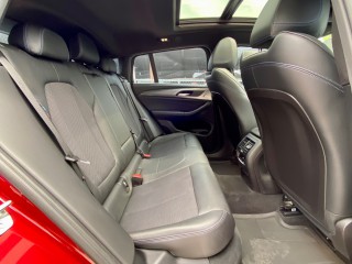 2020 BMW X4
$8,800,000