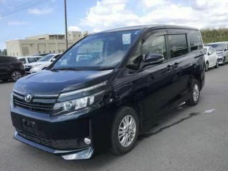 2014 Toyota Voxy for sale in Kingston / St. Andrew, Jamaica