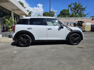 2014 Mini Country man