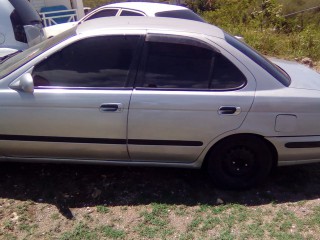 2001 Nissan sunny for sale in Kingston / St. Andrew, Jamaica