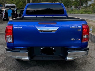 2016 Toyota Hilux