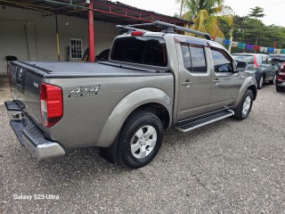 2013 Nissan Navara