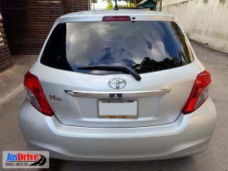 2013 Toyota VITZ