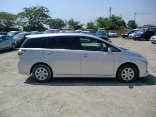 2013 Toyota Wish for sale in Kingston / St. Andrew, Jamaica