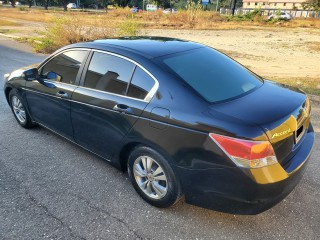 2010 Honda Accord Saloon