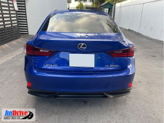 2015 Lexus IS 300