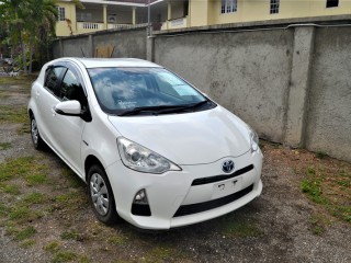 2013 Toyota Aqua for sale in Kingston / St. Andrew, Jamaica