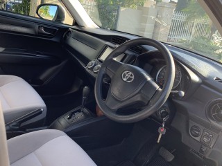 2017 Toyota Corolla axio