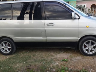 2002 Toyota Noah for sale in Kingston / St. Andrew, Jamaica