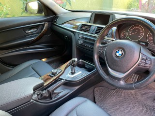 2015 BMW 320i