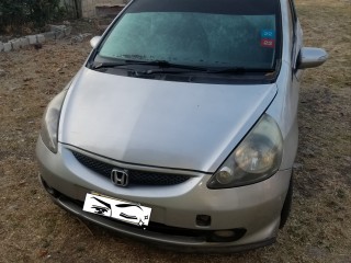 2005 Honda Fit