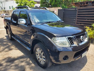 2012 Nissan NAVARA 
$2,690,000