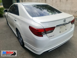 2013 Toyota MARK X