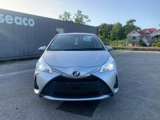 2017 Toyota Vitz