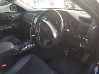 2013 Toyota Mark X 250G S for sale in Kingston / St. Andrew, Jamaica