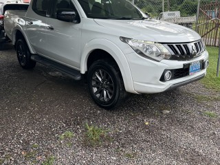 2019 Mitsubishi L200