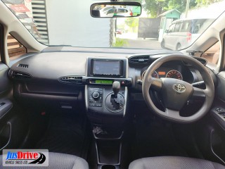 2014 Toyota WISH