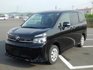 2013 Toyota Voxy for sale in Kingston / St. Andrew, Jamaica