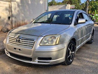 2004 Toyota Avensis