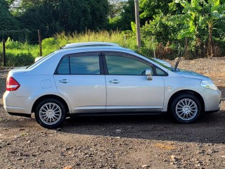 2011 Nissan Tiida Latio