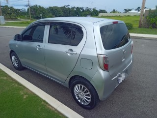 2013 Daihatsu Mira Es 
$630,000