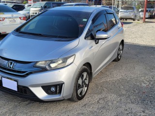 2015 Honda Fit Hybrid 
$1,450,000