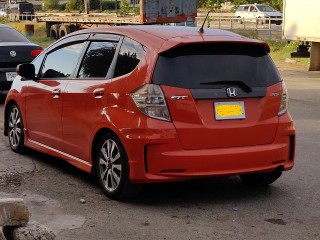 2013 Honda Fit RS