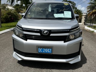 2017 Toyota Voxy for sale in Manchester, Jamaica