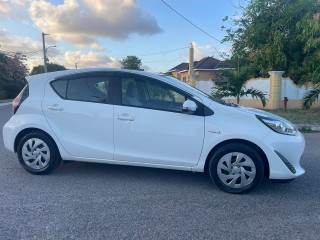 2018 Toyota Aqua for sale in Kingston / St. Andrew, Jamaica