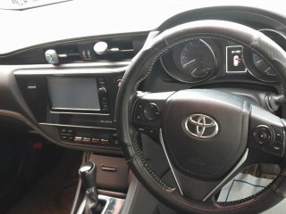 2015 Toyota Auris
$2,300,000