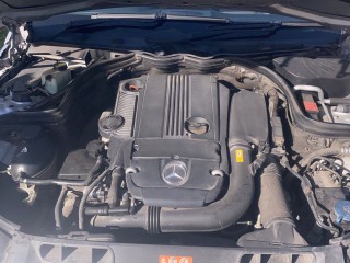 2010 Mercedes Benz C200