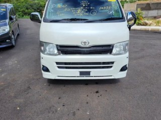 2013 Toyota Hiace Super GL