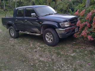 2004 Toyota Hilux for sale in St. Ann, Jamaica